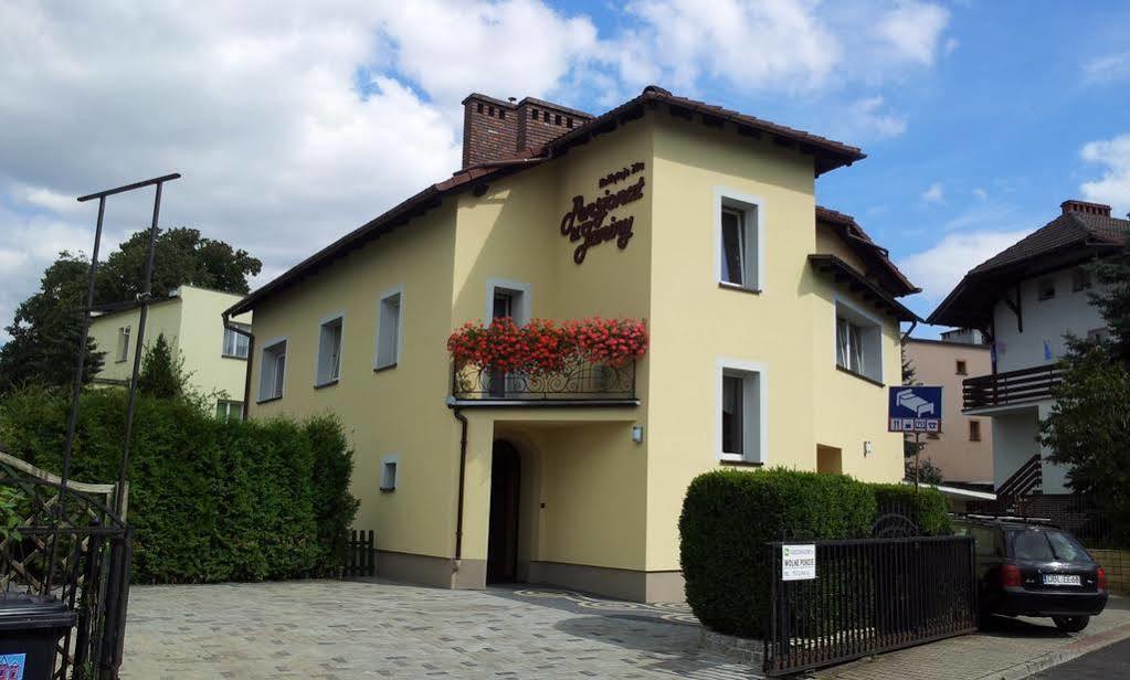Pensjonat U Janiny Boleslawiec Boleslawiec  Exteriör bild